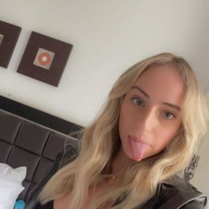 Meet your Posher, Tenaya